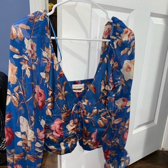 Urban Outfitters Size Small Blue Floral Cropped Top Blouse V-Neck Womens Viscose - Picture 4 of 9